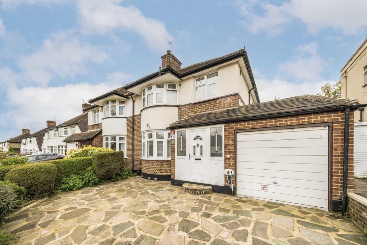 House semidetached for sale in Elmbridge Avenue, Surbiton, KT5 (Ref 224482) Dexters