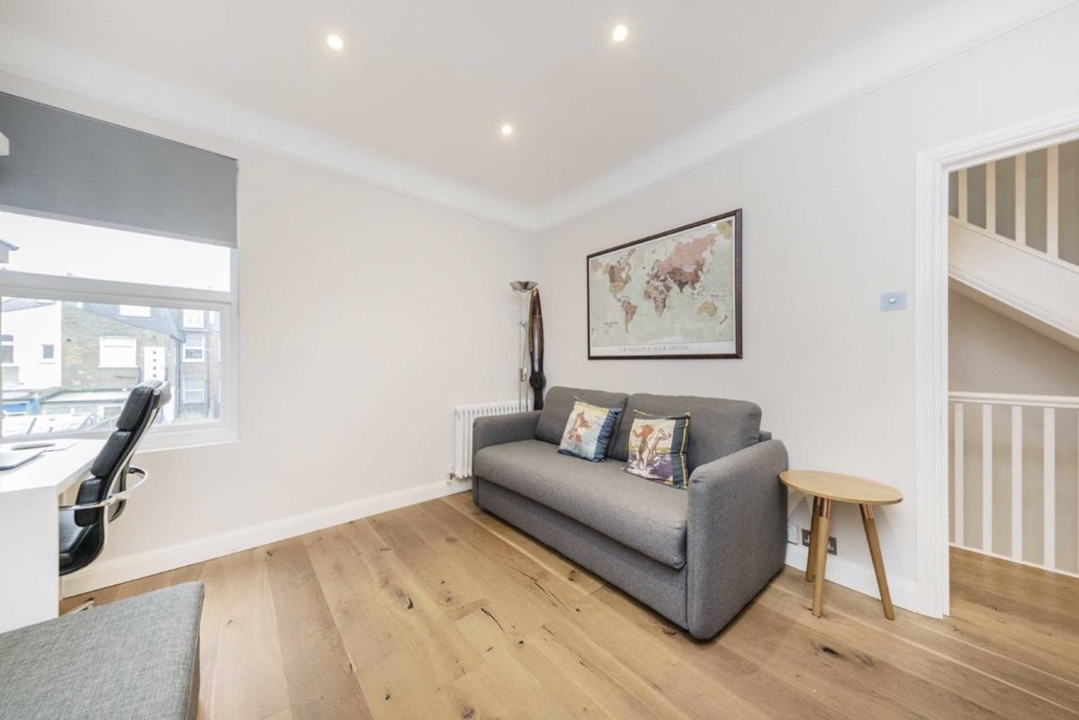 for sale in Fairlight Road, London, SW17 (Ref 189095) Dexters