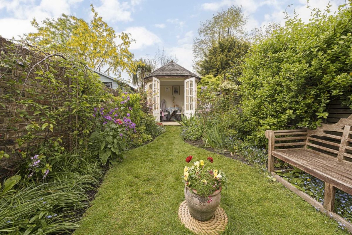 House terraced for sale in French Street, SunburyOnThames, TW16