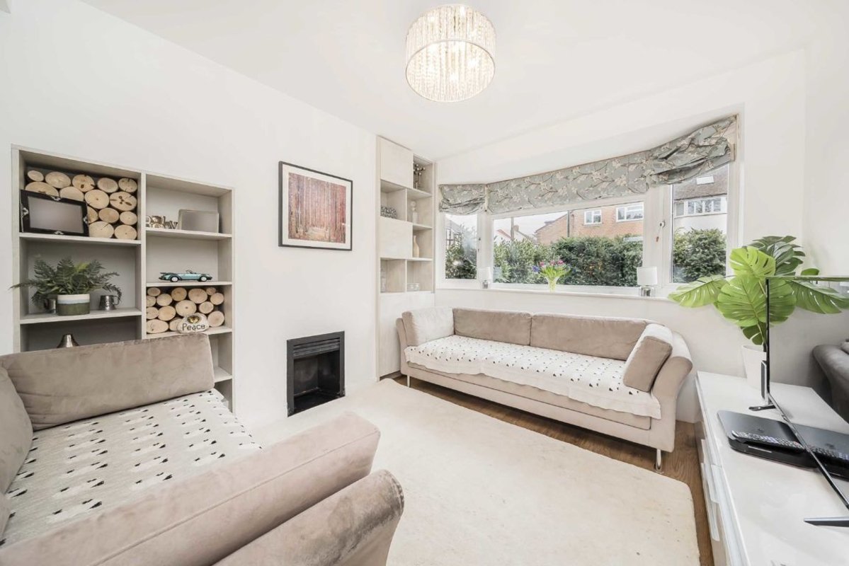 House terraced for sale in Fulwell Park Avenue, Twickenham, TW2 (Ref