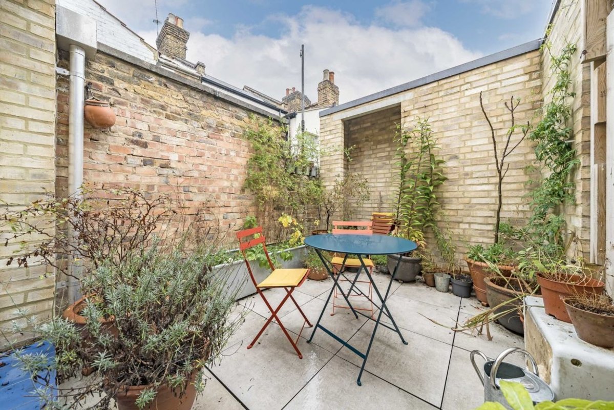 House terraced for sale in Kenworthy Road, London, E9 (Ref 213210