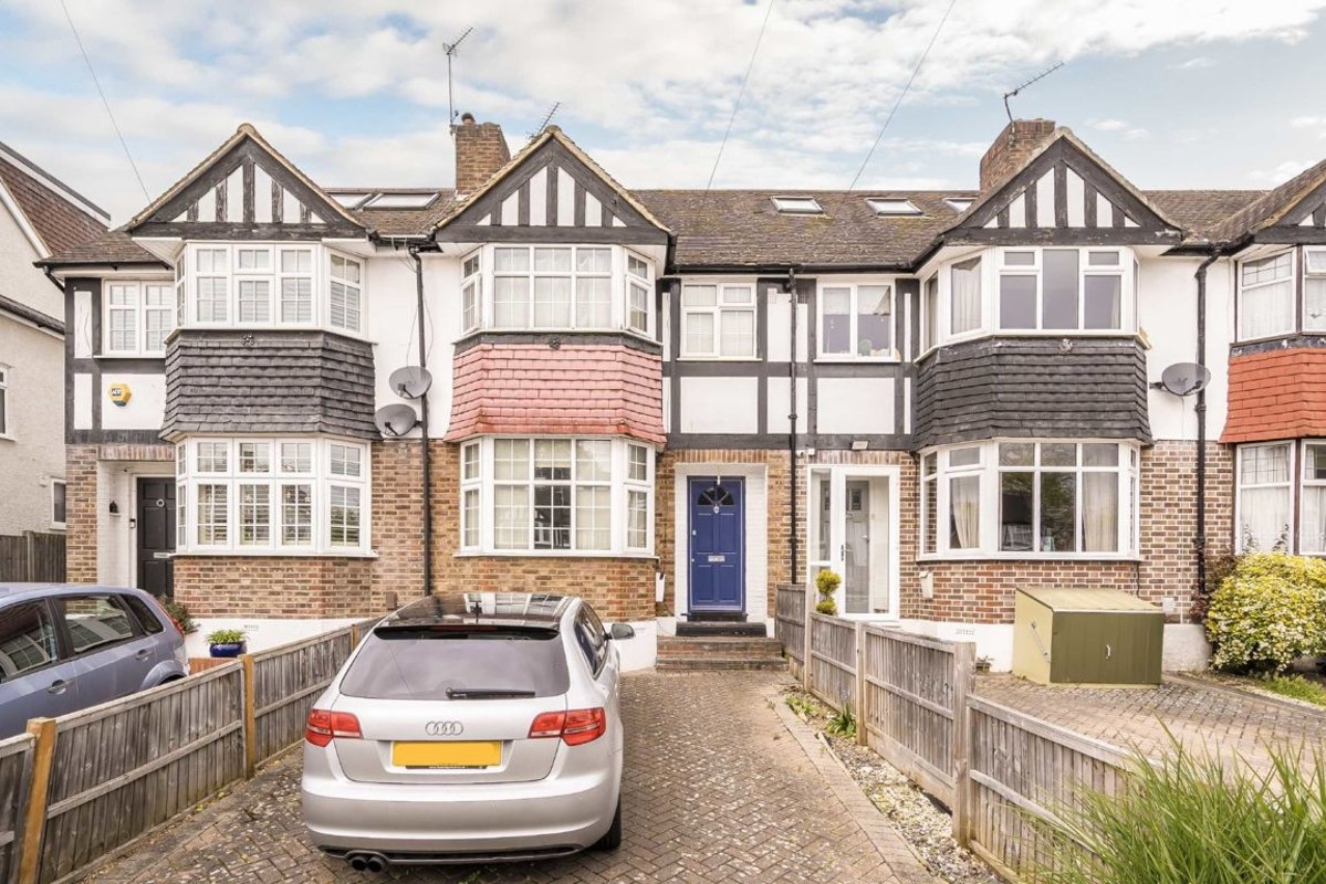 House terraced for sale in Lincoln Avenue, Twickenham, TW2 (Ref