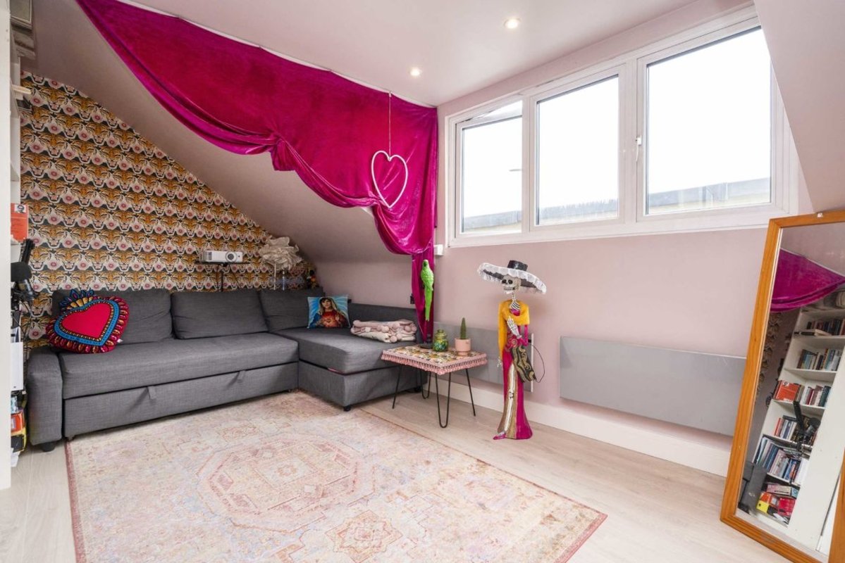 Flat for sale in Lower Clapton Road, London, E5 (Ref 224515) Dexters