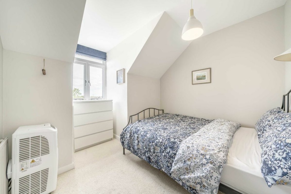 Flat for sale in Lower Clapton Road, London, E5 (Ref 227005) Dexters