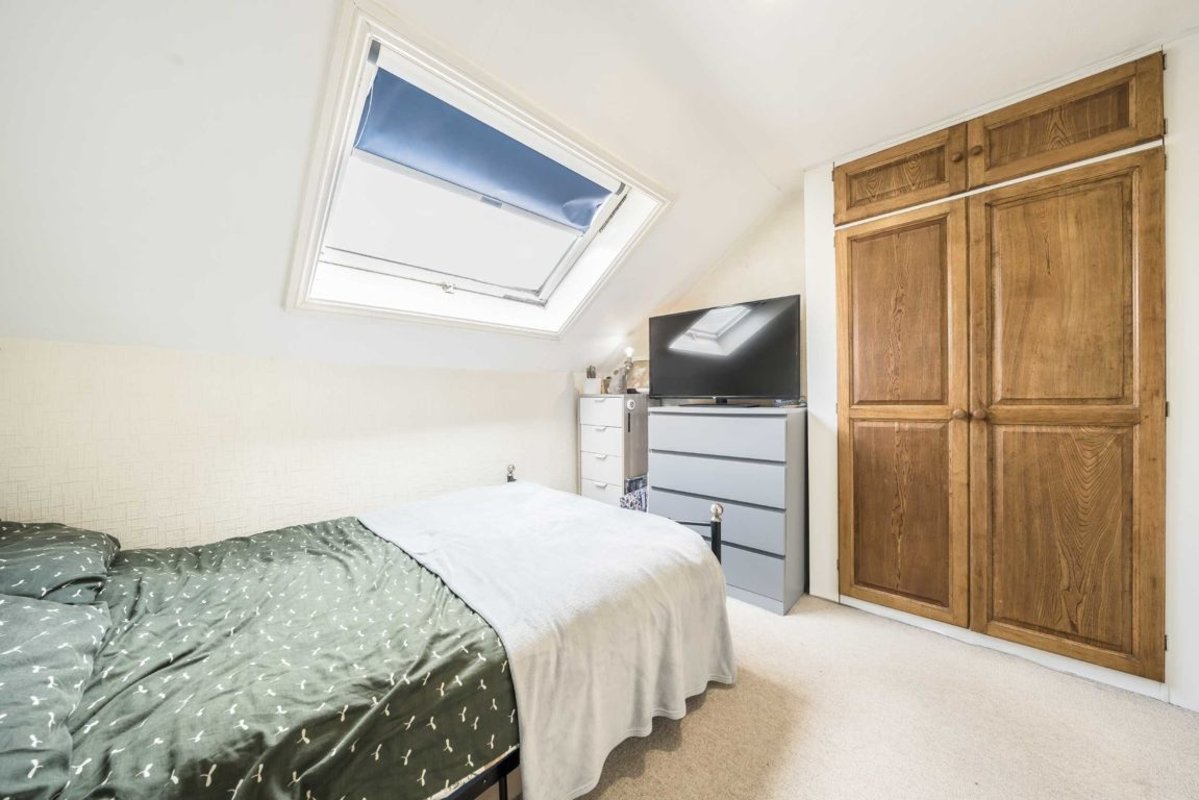 Flat for sale in Montserrat Road, London, SW15 (Ref 223721) Dexters