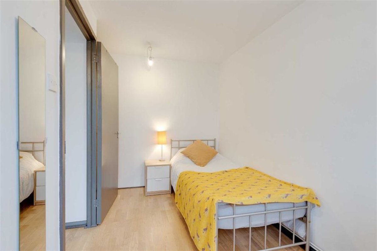 Maisonette for sale in O'Leary Square, London, E1 (Ref 216975) | Dexters