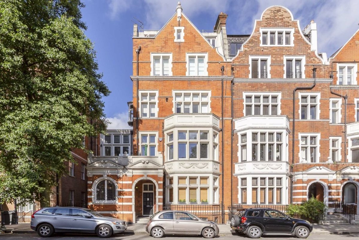 Flat for sale in Palace Court, London, W2 | Dexters
