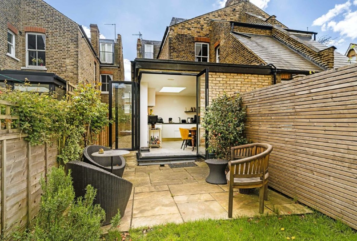 for sale in Pelham Road, London, SW19 (Ref 194964) Dexters