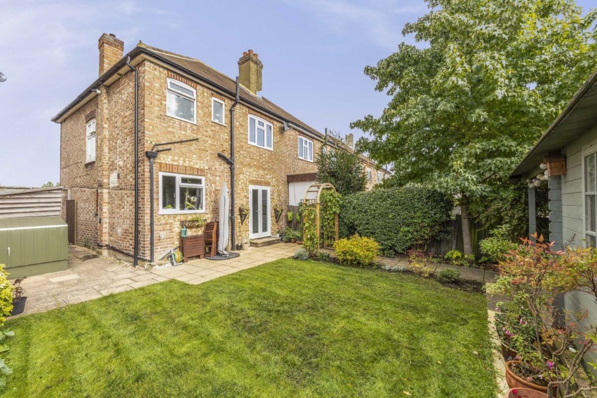 House for sale in Priory Road, Hampton, TW12 (Ref 172619) Dexters