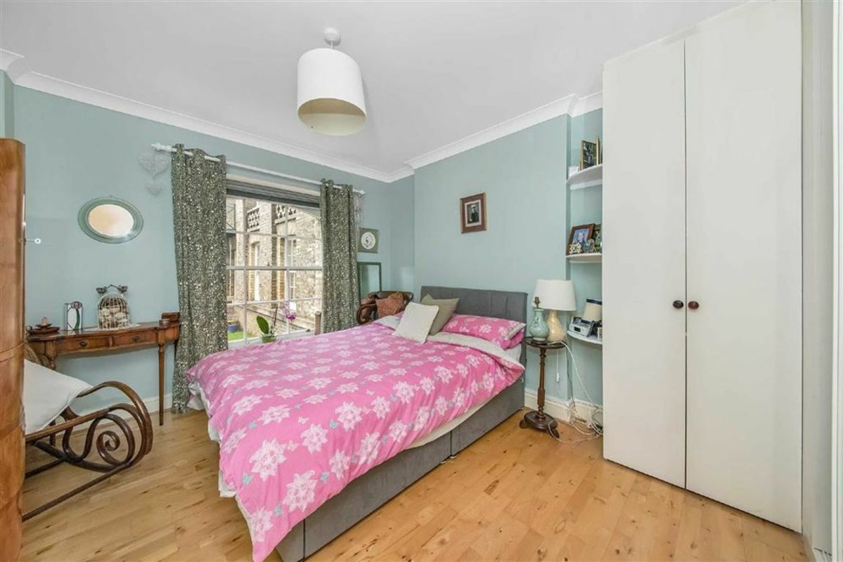 Flat for sale in Royal Herbert Pavilions, London, SE18 (Ref 215453