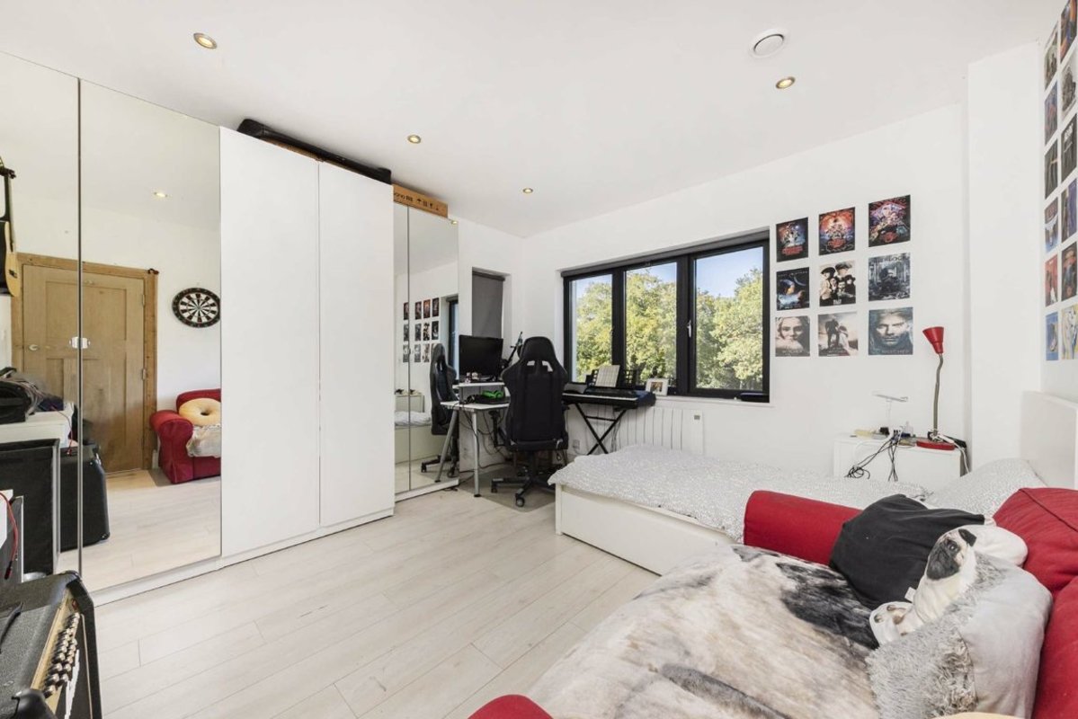 House for sale in Ryecroft Road, London, SW16 (Ref 191040) Dexters