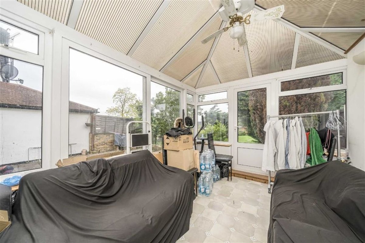 House semidetached for sale in Senlac Road, London, SE12 (Ref 225533