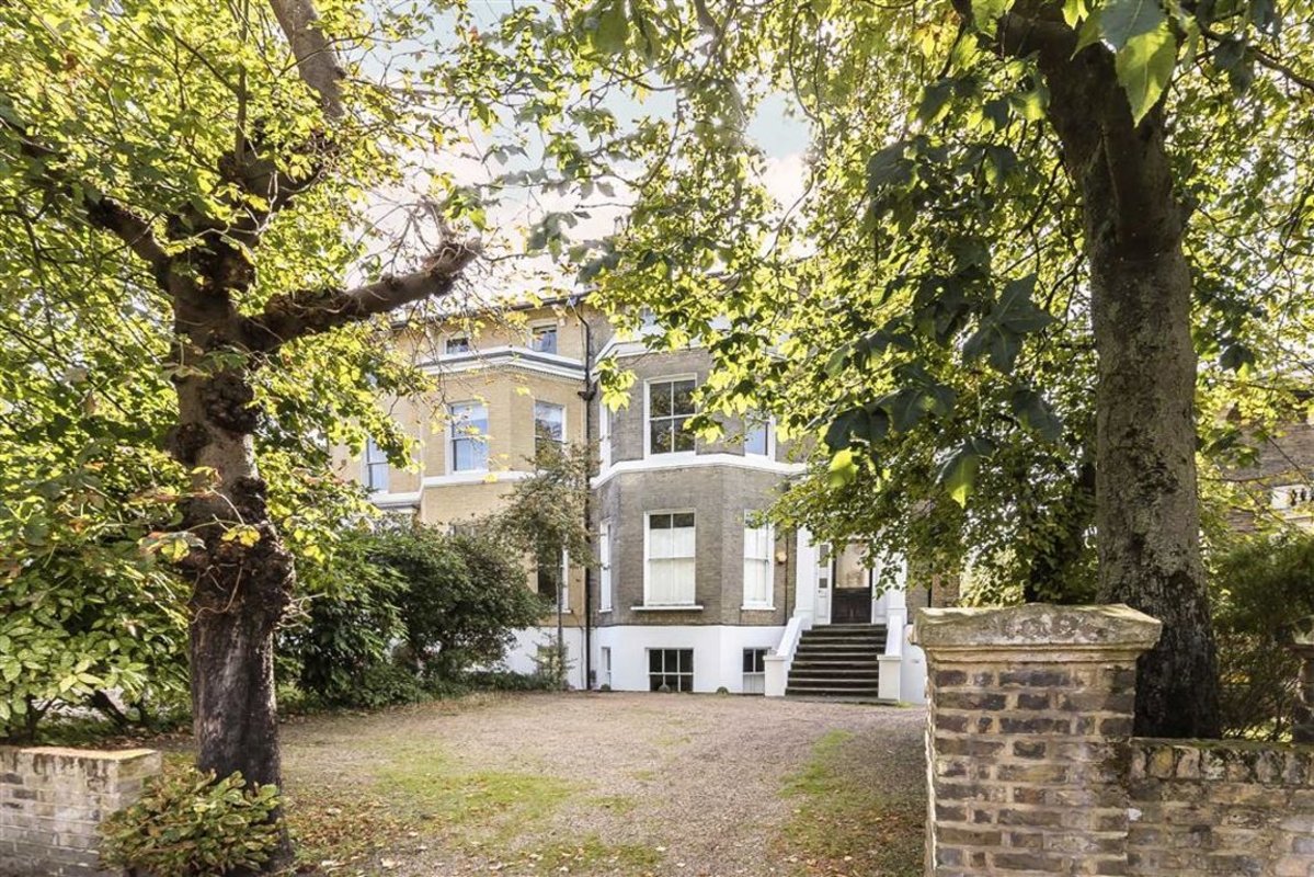 Flat for sale in Shooters Hill Road, London, SE3 (Ref 216574) Dexters