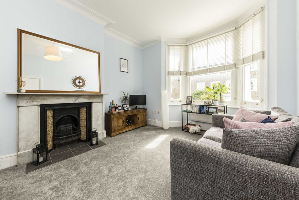 Flat for sale in The Park, London, W5 (Ref 211248) | Dexters