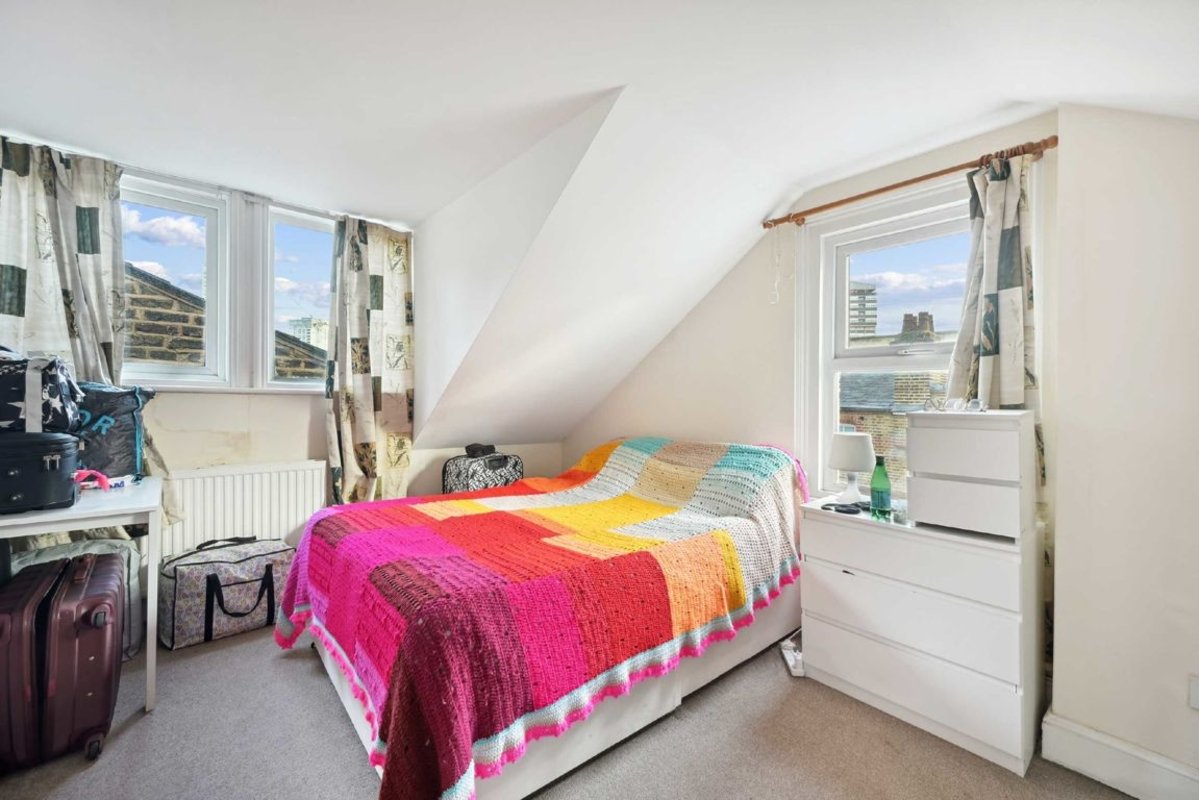 Flat for sale in Wandsworth Bridge Road, London, SW6 (Ref 214423) Dexters