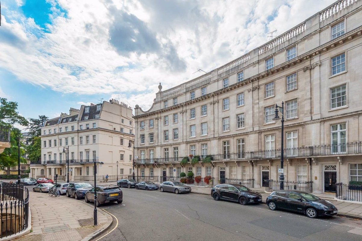 House for sale in Wilton Crescent, London, SW1X (Ref 124656) Dexters