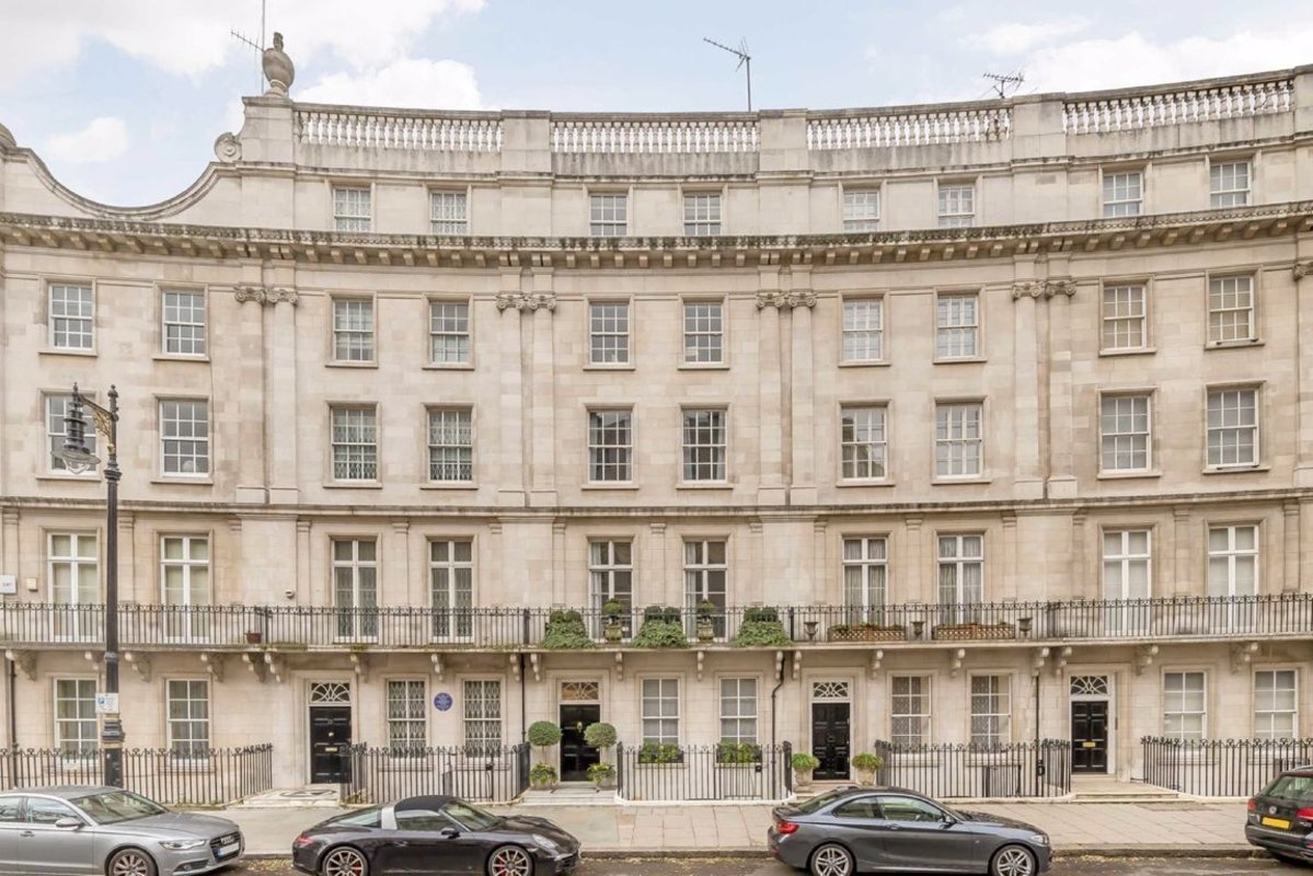 House for sale in Wilton Crescent, London, SW1X (Ref 124656) Dexters