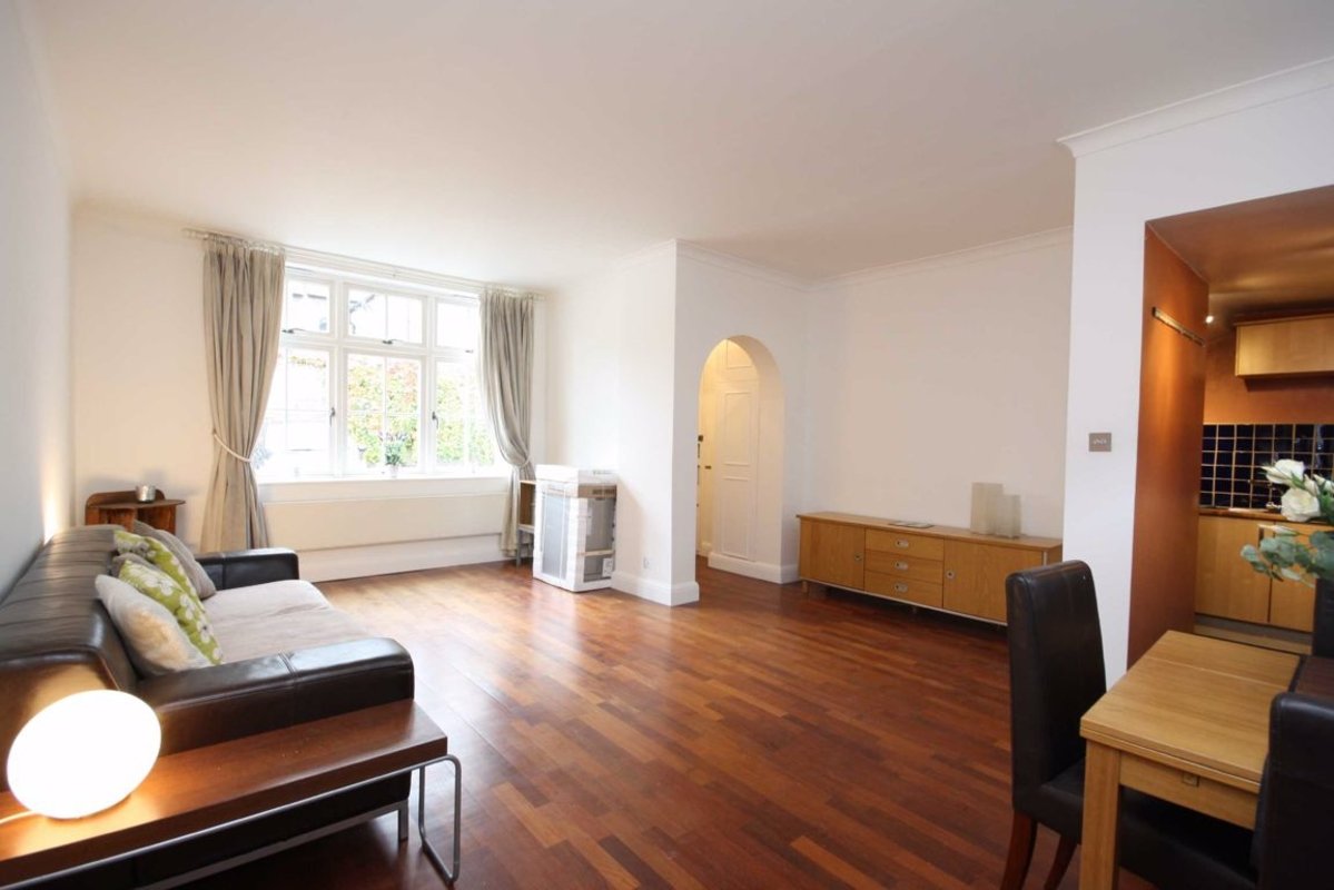 Flat to rent in Anchor Mews, London, SW12 | Dexters