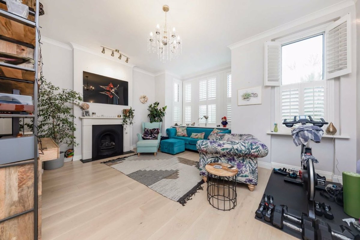 Flat to rent in Archway Road, London, N6 (Ref 156001) Dexters