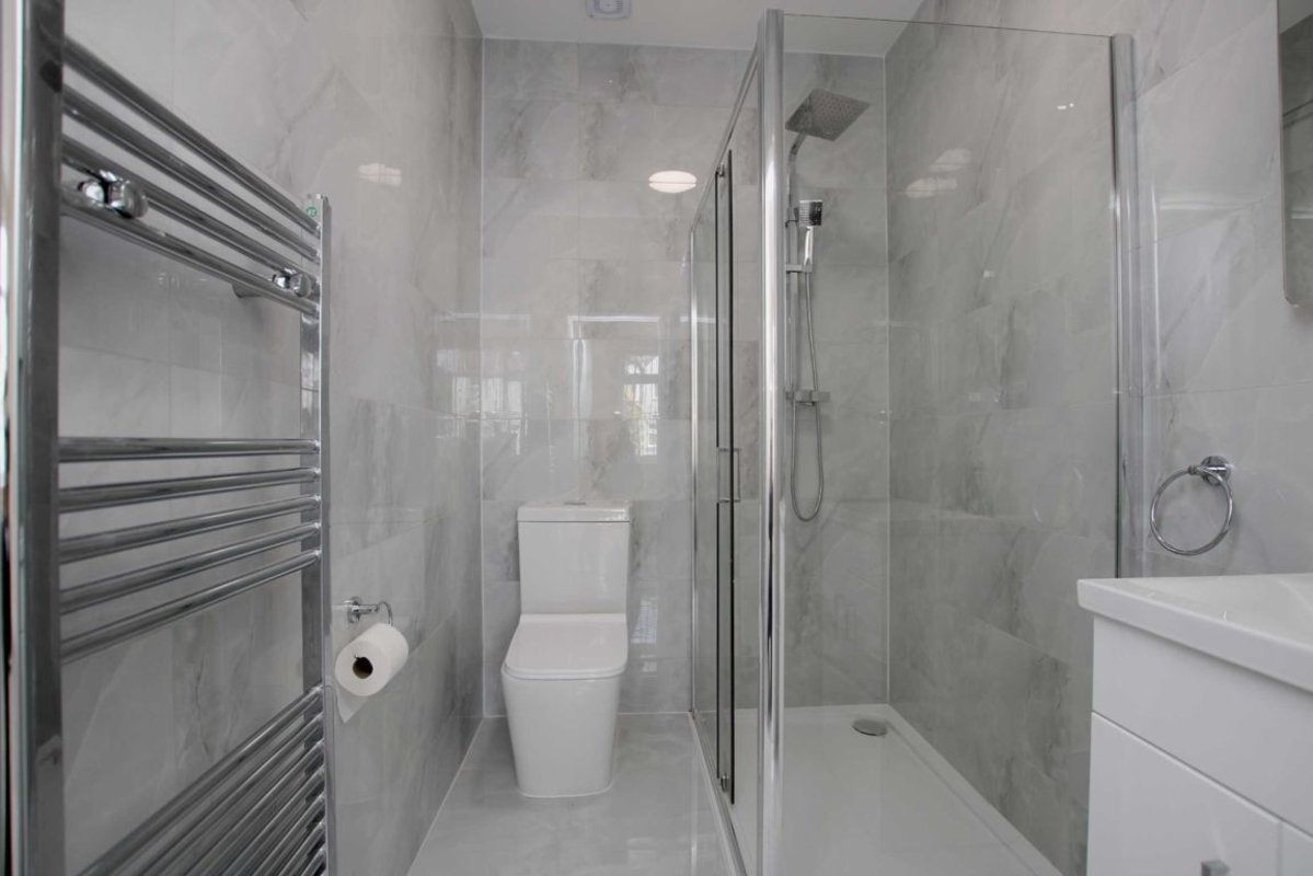 Studio to rent in Church Stretton Road, Hounslow, TW3 (Ref 208630