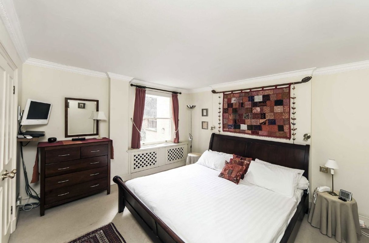Flat to rent in Culford Gardens, London, SW3 (Ref 272025) | Dexters