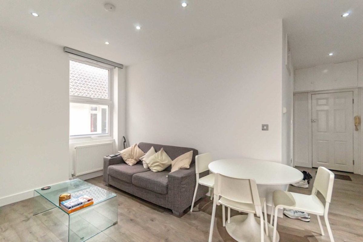 Flat to rent in Dawes Road, London, SW6 (Ref 224770) | Dexters