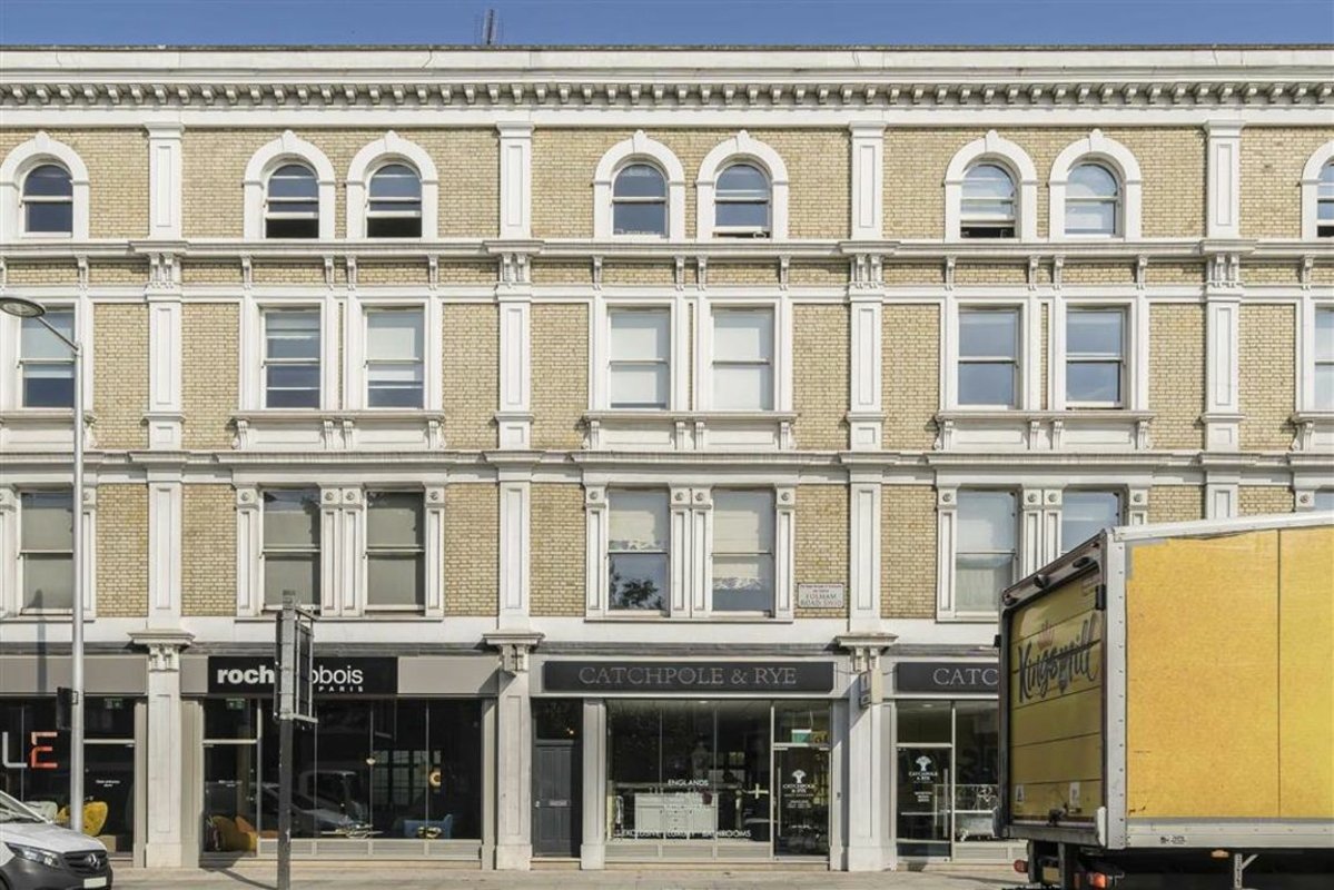 Flat to rent in Fulham Road, London, SW10 (Ref 205026) Dexters