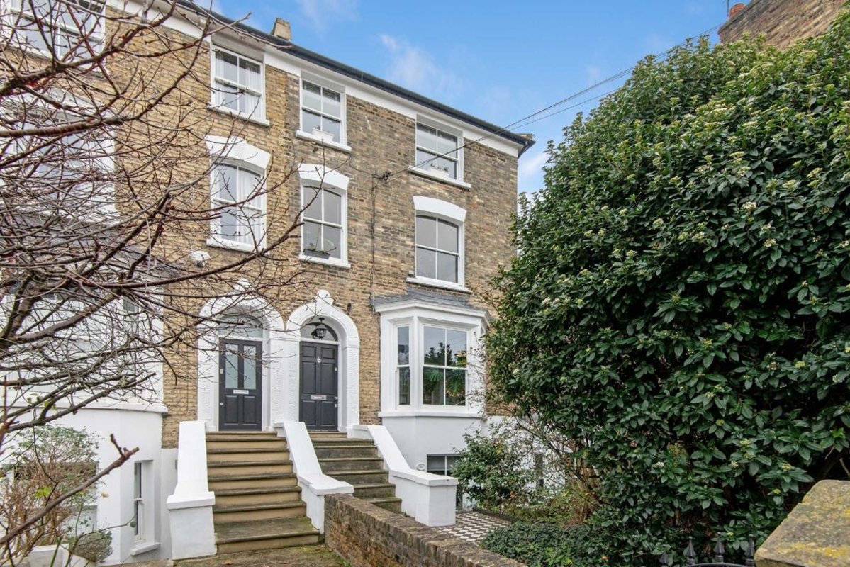 Flat to rent in Greenwood Road, London, E8 (Ref 216843) Dexters