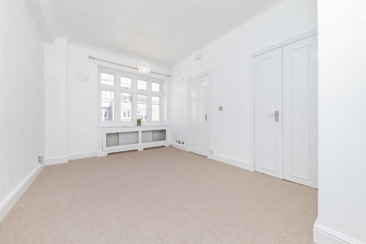 Flat to rent in Hall Road, London, NW8 (Ref 215368) | Dexters
