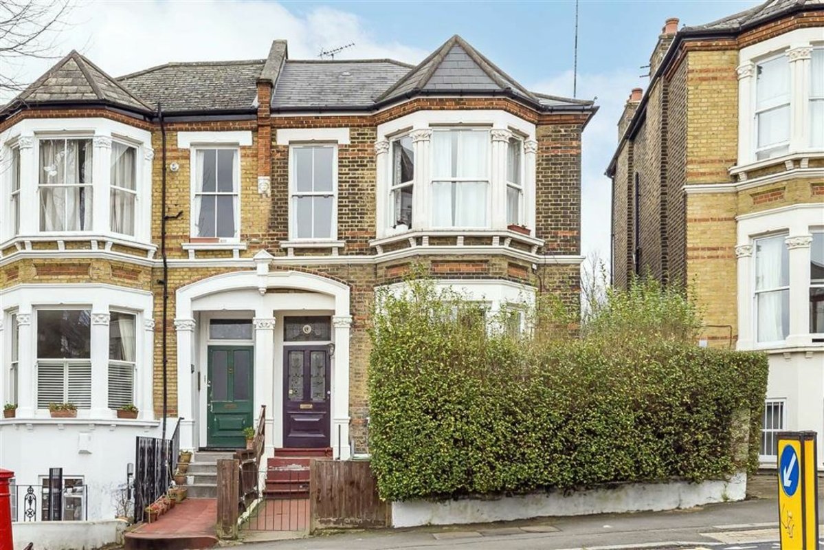 Flat to rent in Jerningham Road, London, SE14 (Ref 218529) Dexters