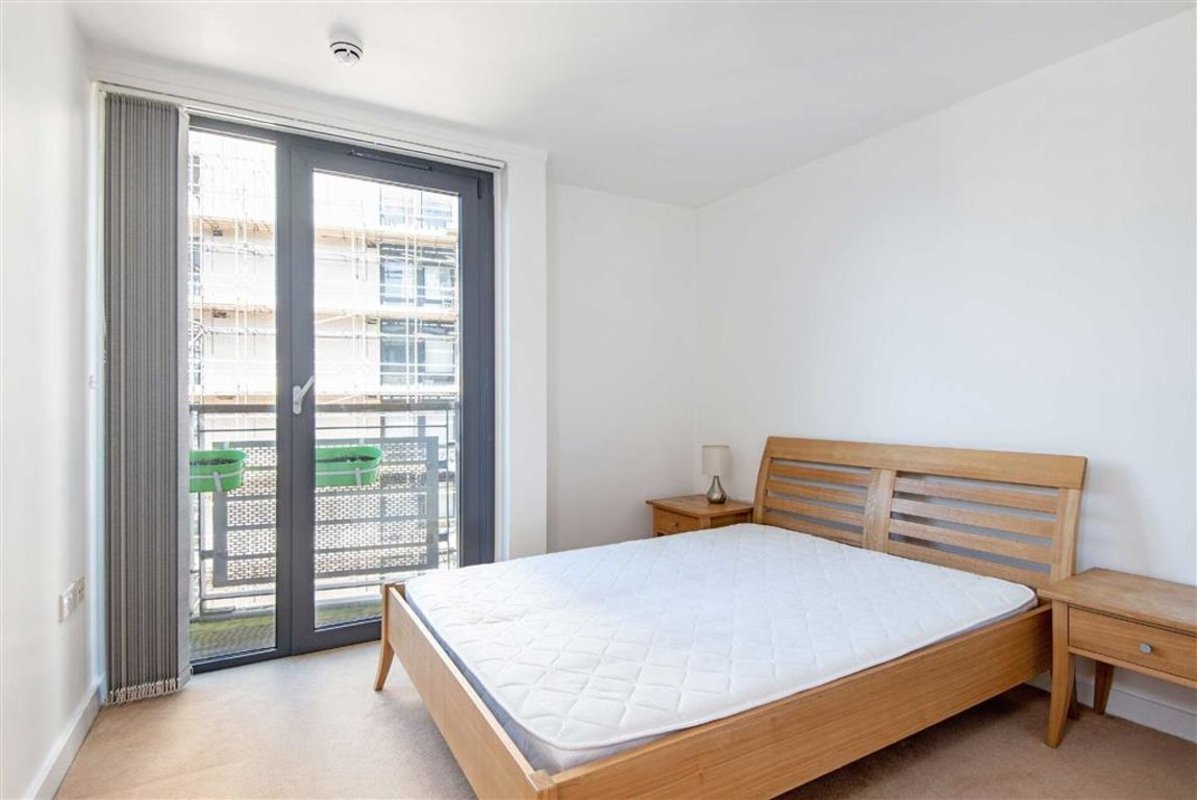 Flat to rent in Palmers Road, London, E2 (Ref 208819) Dexters