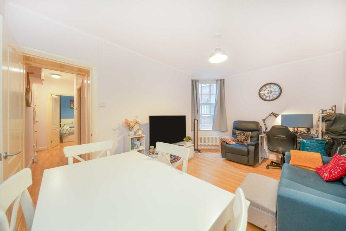 Flat to rent in Scott Ellis Gardens, London, NW8 (Ref 226615) Dexters