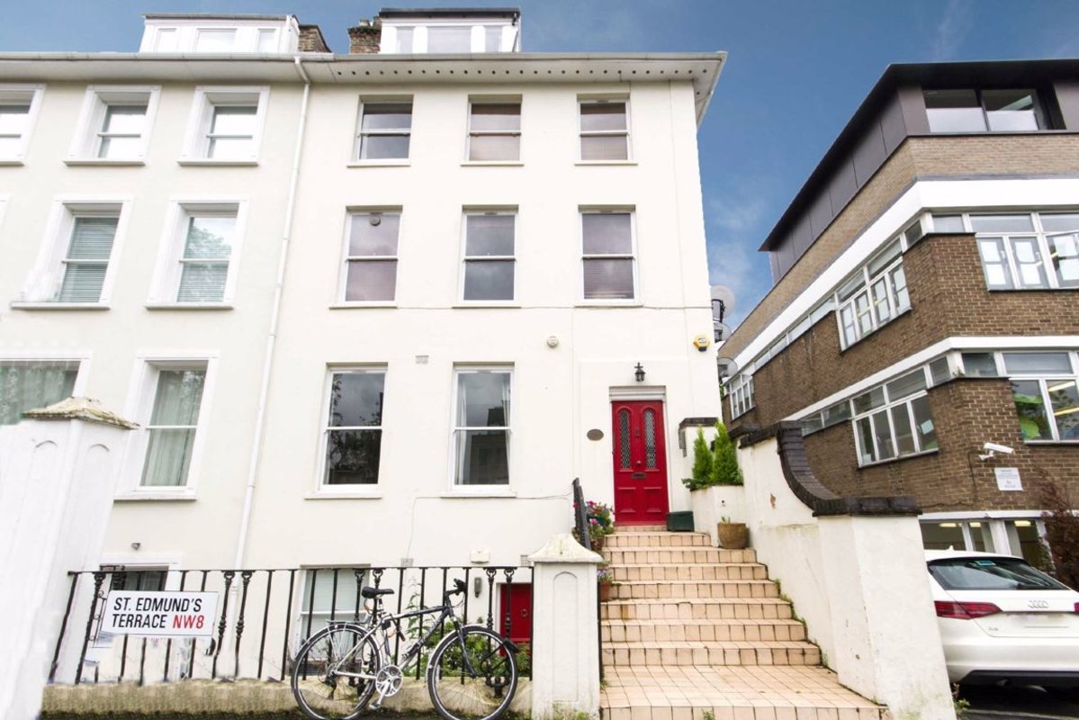 Flat to rent in St. Edmunds Terrace, London, NW8 (Ref 192459) Dexters