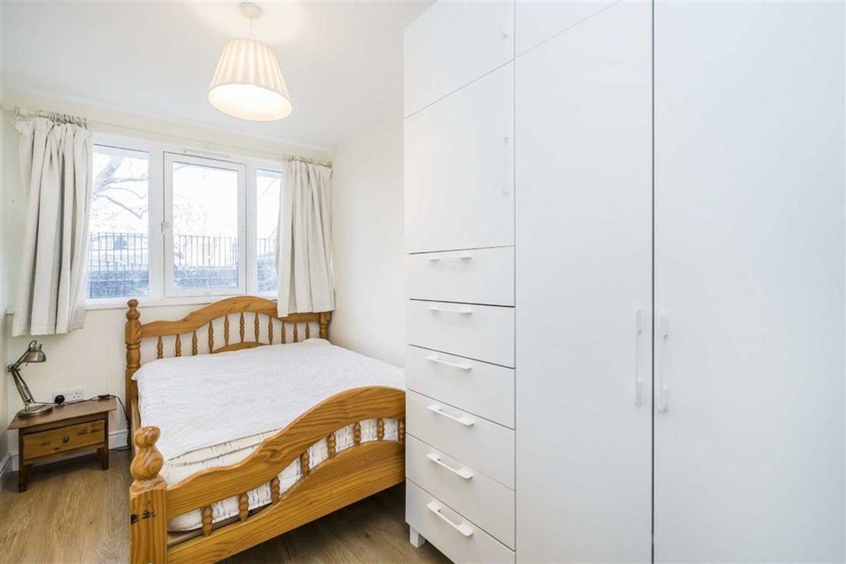 Flat to rent in Warwick Crescent, London, W2 (Ref 196108) Dexters