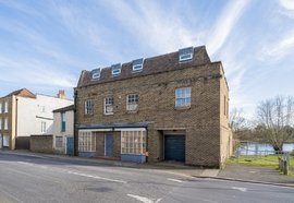 New Heston Rd